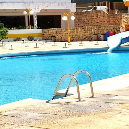 #149 Rocha By Holidays شقة بورتيماو